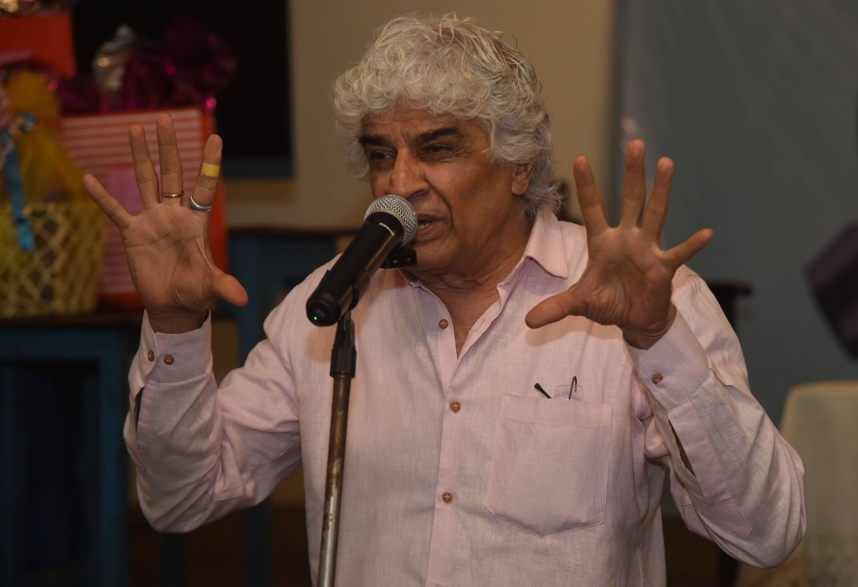 कनेक्शन वर्ल्डवाइड की ओर से रविवार को बॉलीवुड और अवध पर चर्चा कार्यक्रम हुआ। कनेक्शन वर्ल्डवाइड की ओर से रविवार को बॉलीवुड और अवध पर चर्चा कार्यक्रम हुआ।