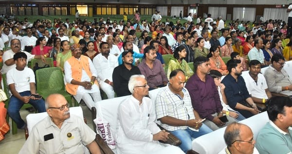 कानपुर मार्ग स्थित सीएमएस ऑडिटोरियम में आयोजित महोत्सव। कानपुर मार्ग स्थित सीएमएस ऑडिटोरियम में आयोजित महोत्सव।