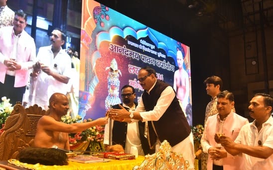 कानपुर मार्ग स्थित सीएमएस ऑडिटोरियम में आयोजित महोत्सव। कानपुर मार्ग स्थित सीएमएस ऑडिटोरियम में आयोजित महोत्सव।
