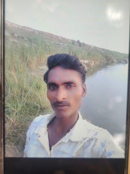 फोटो 75: नरेंद्र, मुनीमपुर फोटो 75: नरेंद्र, मुनीमपुर