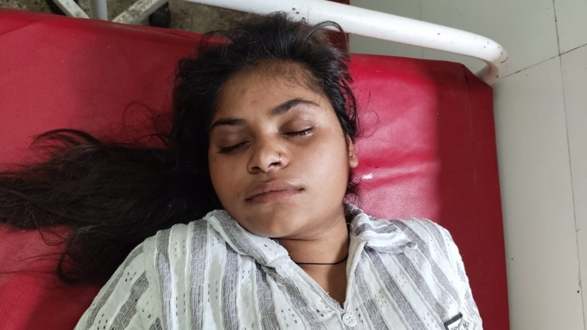 फोटो 22 एचएएमपी 18 - जोया फोटो 22 एचएएमपी 18 - जोया