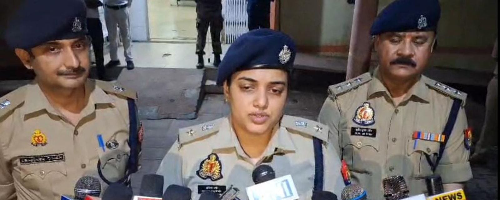 जिला अस्पताल के इमरजेंसी वार्ड में घायल हत्यारोपी वीर सिंह। संवाद जिला अस्पताल के इमरजेंसी वार्ड में घायल हत्यारोपी वीर सिंह। संवाद