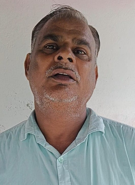 जलालपुर में बेटा और बहू होने के बाबजूद बीमार अवस्था में निराश्रित श्यामकली। संवाद जलालपुर में बेटा और बहू होने के बाबजूद बीमार अवस्था में निराश्रित श्यामकली। संवाद