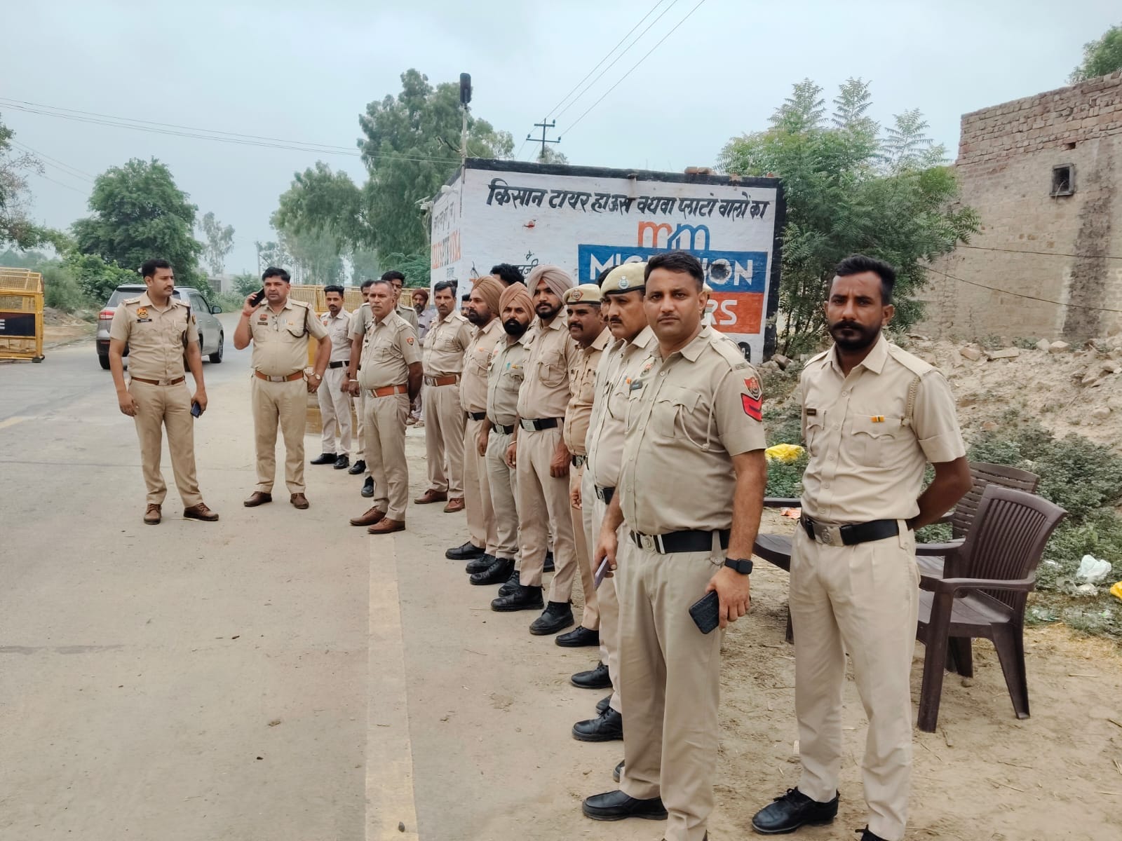 किसानों के दिल्ली कुच को लेकर सुरक्षा व्यवस्था के चलते बह्माणवाला व अन्य पंजाब बॉर्डर पर की गई 