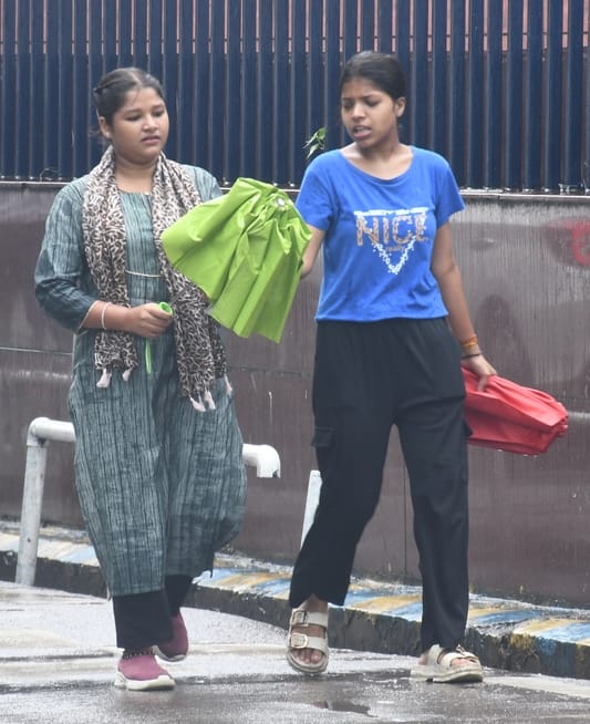 मंगलवार को लखनऊ में बारिश के नजारे। 