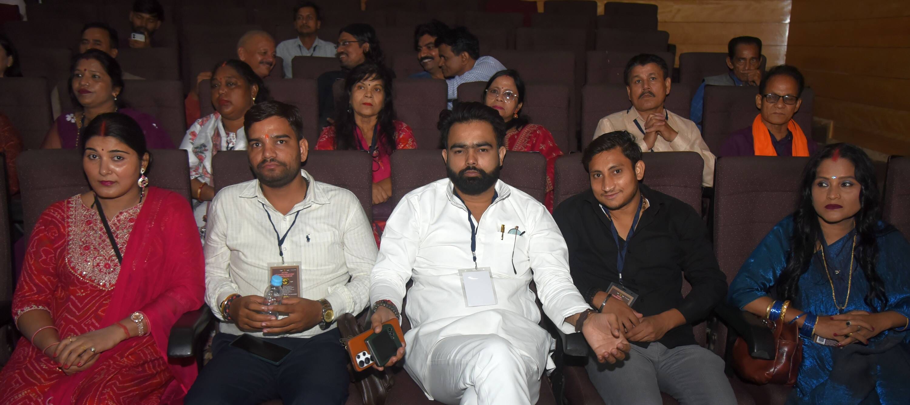 समिति के स्थापना दिवस पर सम्मान समारोह