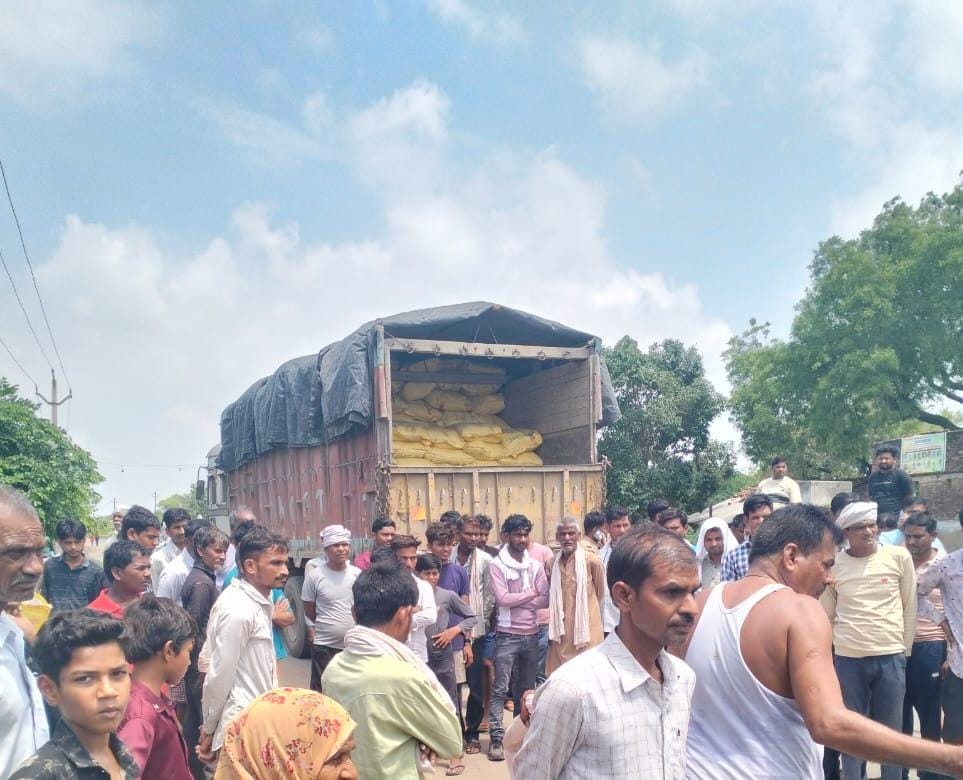 फोटो - 01 मृतक महेश की फाइल फोटो।
