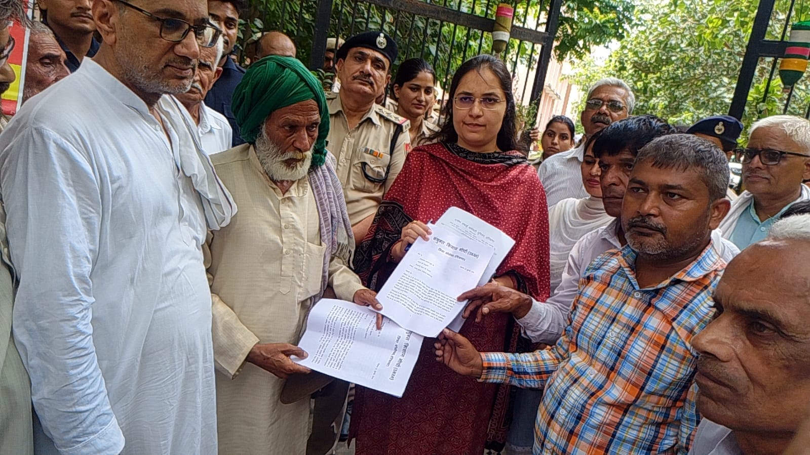 फोटो : भारत-अमेरिका ट्रेड डील के विरोध में सोनीपत शहर में जुलूस निकालते एसकेएम जिला ईकाई के सदस
