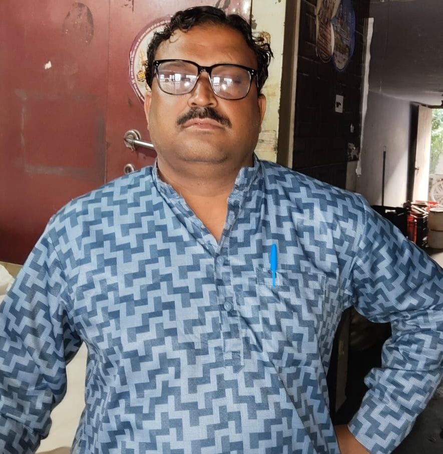 फोटो संख्या: 64- सब्जी मंडी में दुकान में रखी सब्जी--संवाद फोटो संख्या: 64- सब्जी मंडी में दुकान में रखी सब्जी--संवाद