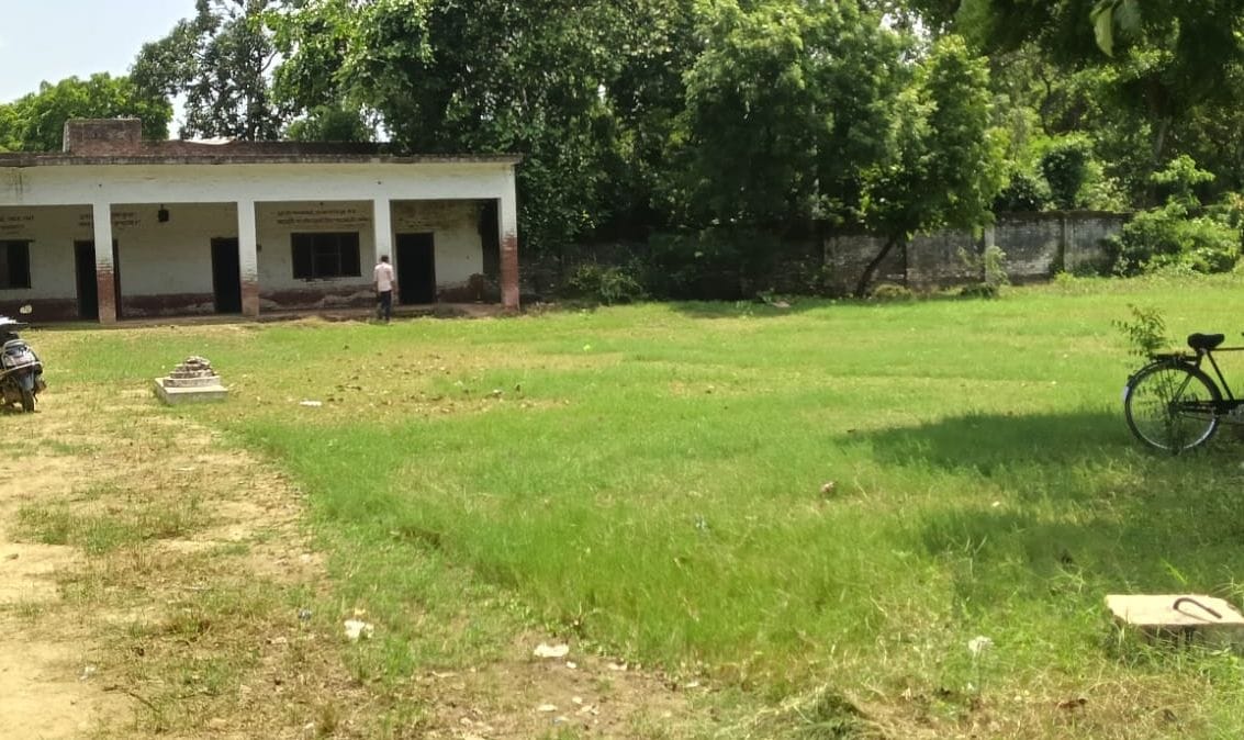 जिले में खेल और खिलाड़ियों का भविष्य संवारने वाले विद्यालयों के मैदान प्रशासनिक उपेक्षा, सरकारी