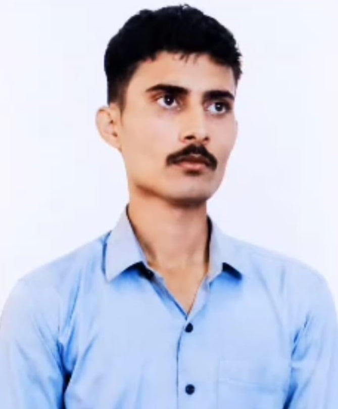 पुलिस की गिरफ्त में आरोपी साहिल। पुलिस की गिरफ्त में आरोपी साहिल।