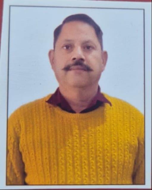 बद्दी साई मार्ग पर अरिष्ठ कंपनी के सामने बारिश के दौरान मार्ग पर जमा हुआ कीचड़- संवाद। बद्दी साई मार्ग पर अरिष्ठ कंपनी के सामने बारिश के दौरान मार्ग पर जमा हुआ कीचड़- संवाद।