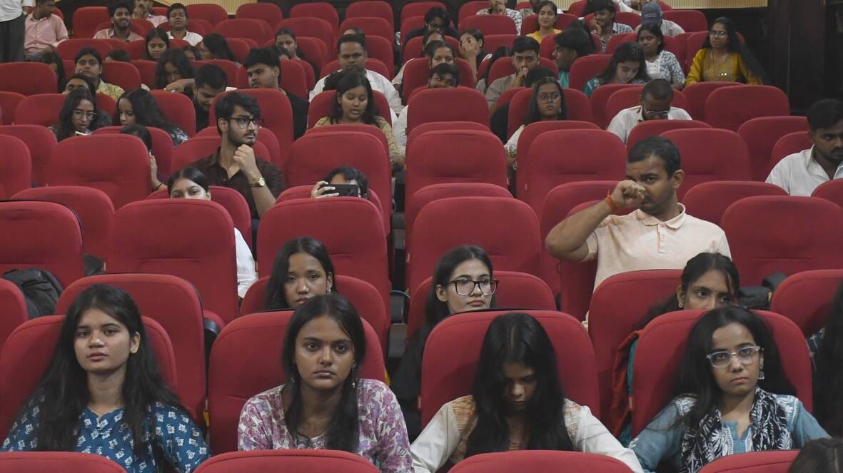एक मंच पर दिखीं शैक्षणिक व सांस्कृतिक गतिविधियां एक मंच पर दिखीं शैक्षणिक व सांस्कृतिक गतिविधियां