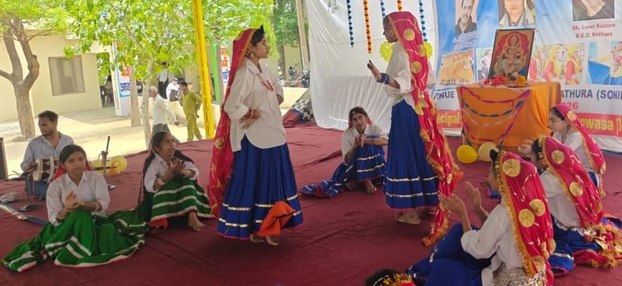 Banwasa Students Hoisted The Flag In Solo Dance - Sonipat News ...