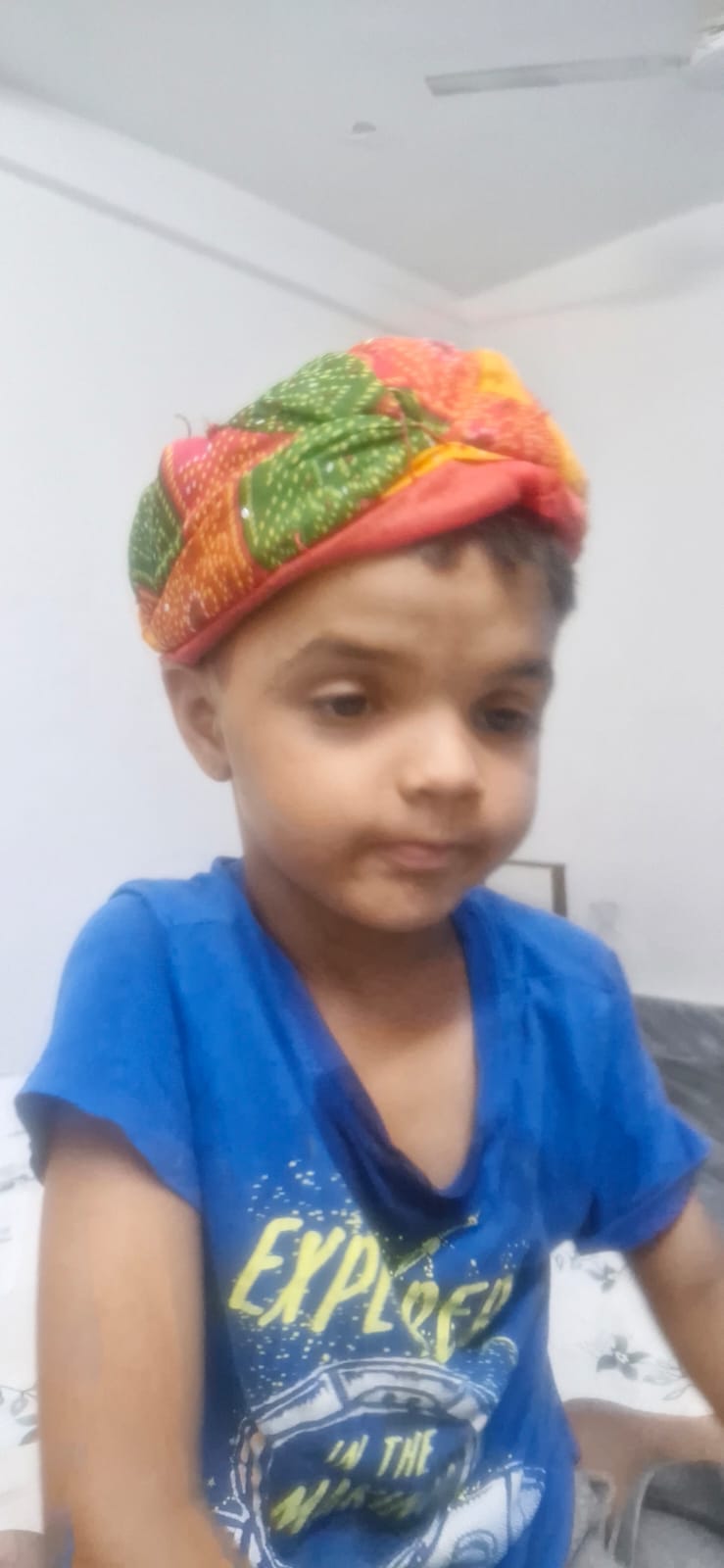 ग्रेटर नोएडा।कलाधाम सोसायटी के पास पानी से भरे गहरे गड्ढे में डूबने से छह वर्षीय अव्यान सूर्या 