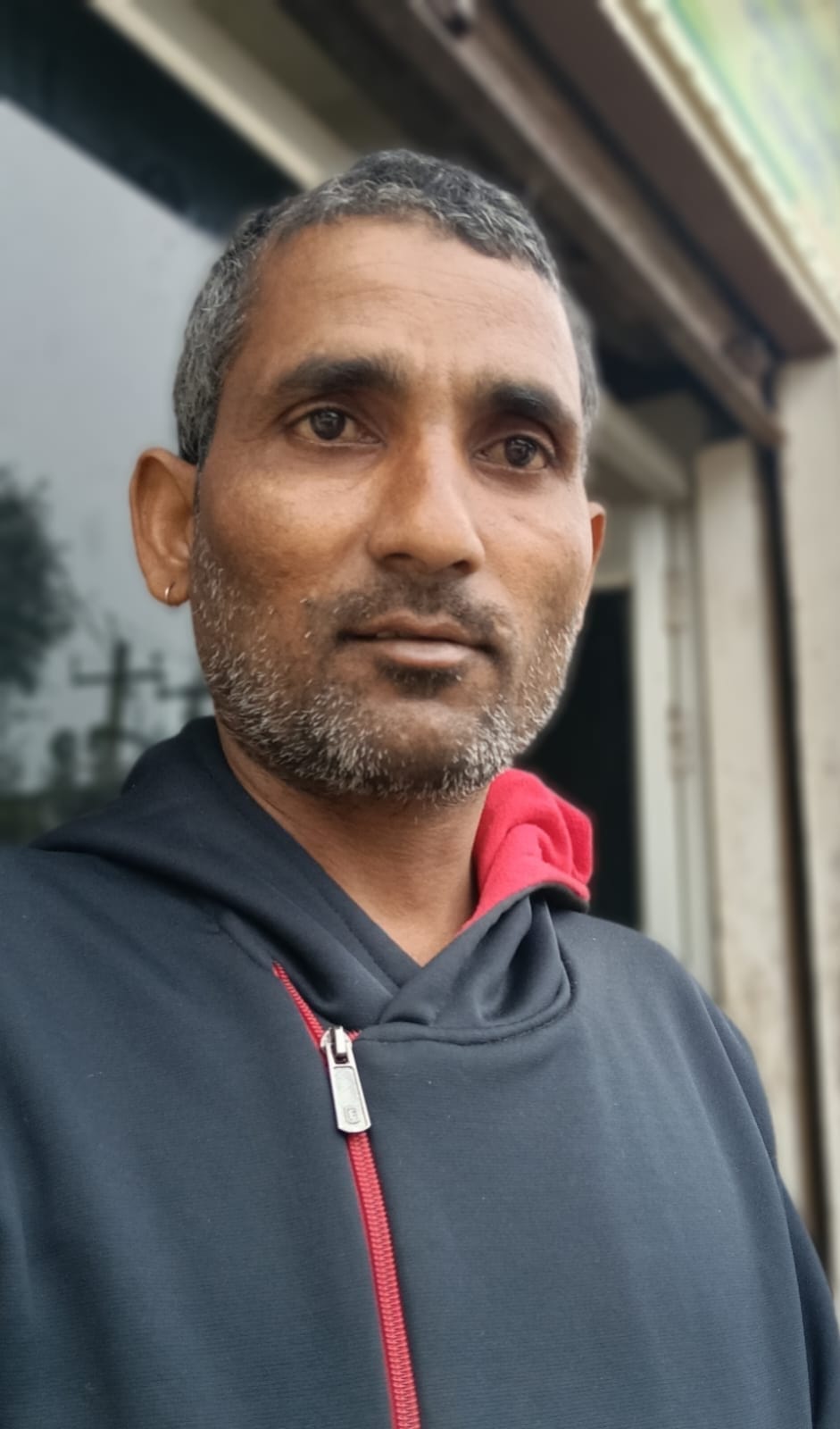 बाबरी निवासी लोकेश का फाइल फोटो। स्रोत परिजन