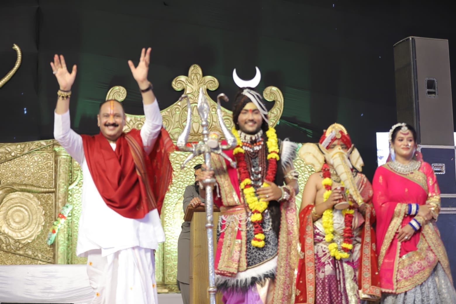 भक्तों के महासागर में डूबा कुबेरेश्वरधाम