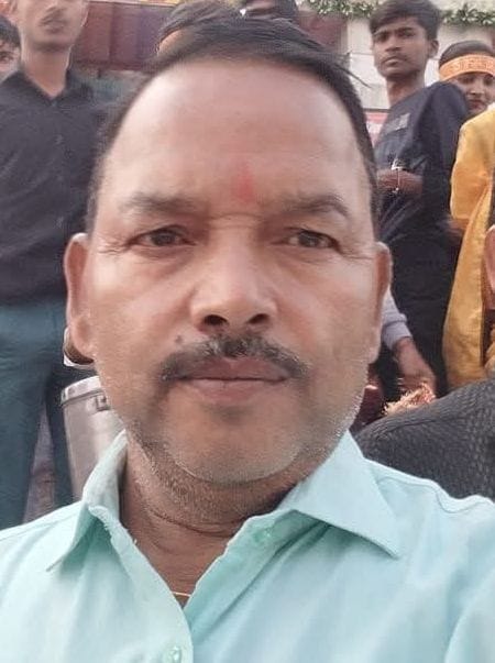 फोटो-19-बक्सर पुल से निकलते वाहन। संवाद