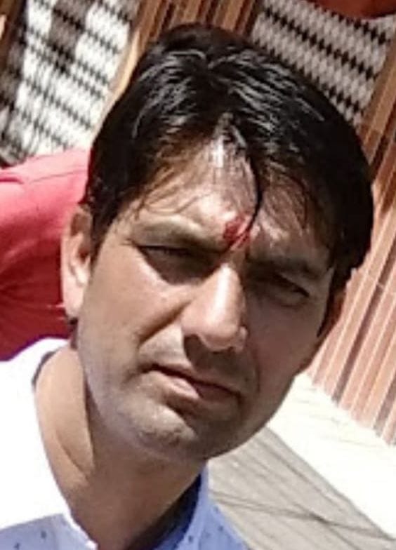 खेगसू सेब मंडी, जहां नहीं बैठने तक की व्यवस्था। संवाद खेगसू सेब मंडी, जहां नहीं बैठने तक की व्यवस्था। संवाद