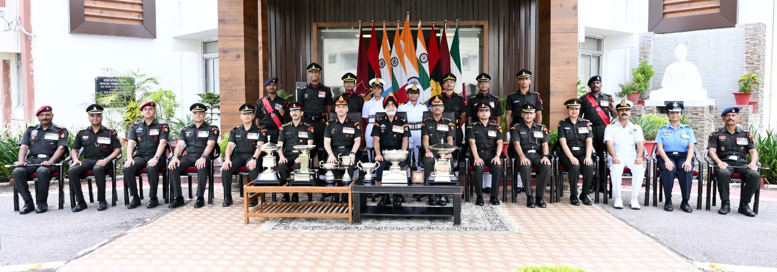 सेना में शामिल हुए 127 मेडिकल अफसर, परेड में दिखाया काैशल सेना में शामिल हुए 127 मेडिकल अफसर, परेड में दिखाया काैशल