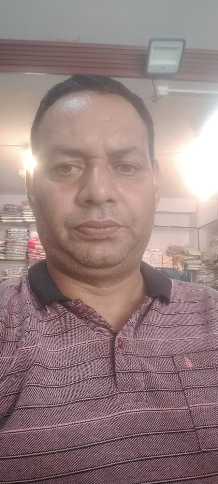 टौणी देवी अस्पताल की सीवरेज की पाइप ब्लॉक होने से सड़क पर गंदा पानी। संवाद टौणी देवी अस्पताल की सीवरेज की पाइप ब्लॉक होने से सड़क पर गंदा पानी। संवाद