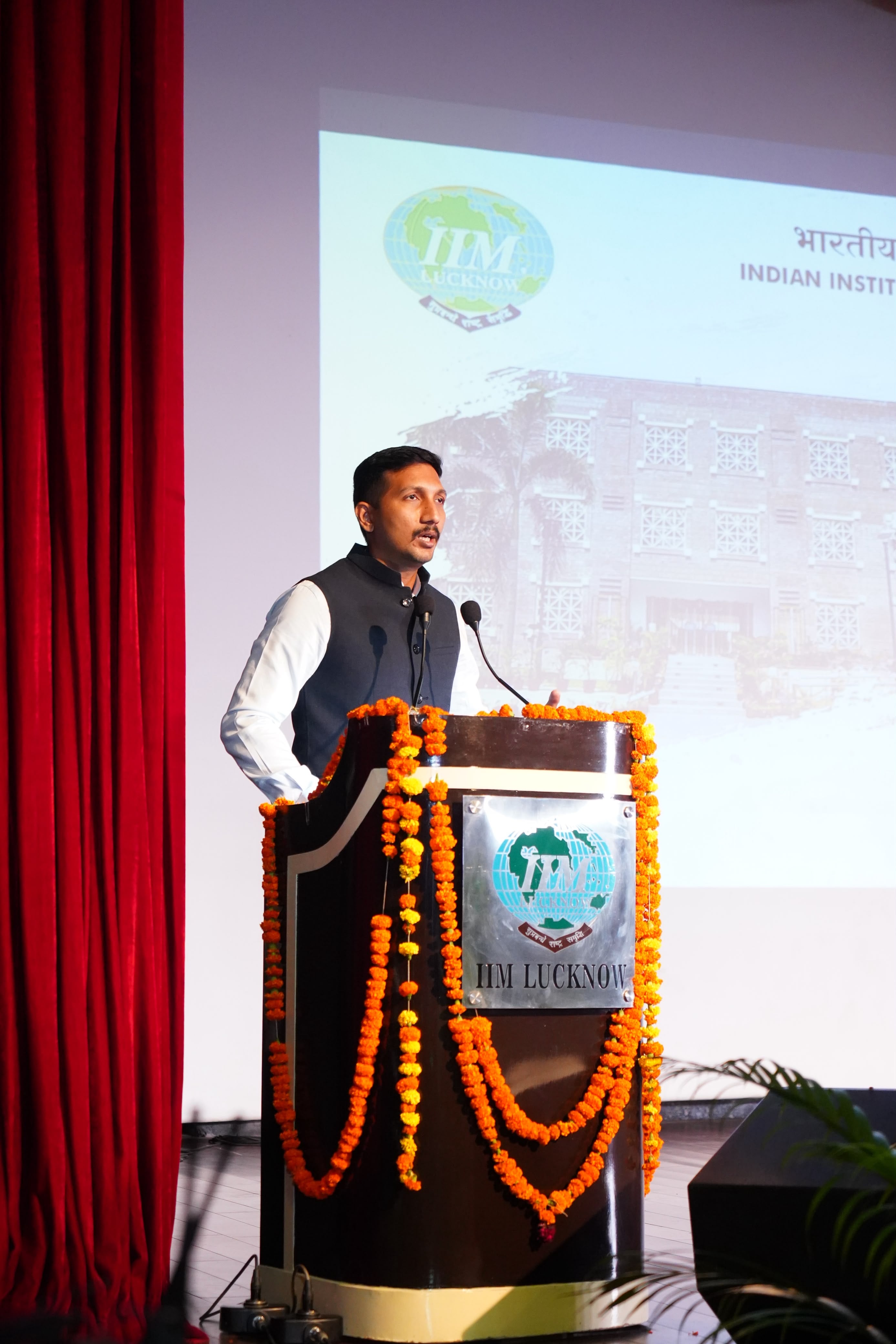 आईआईएम लखनऊ का 42वां स्थापना दिवस समारोह। 