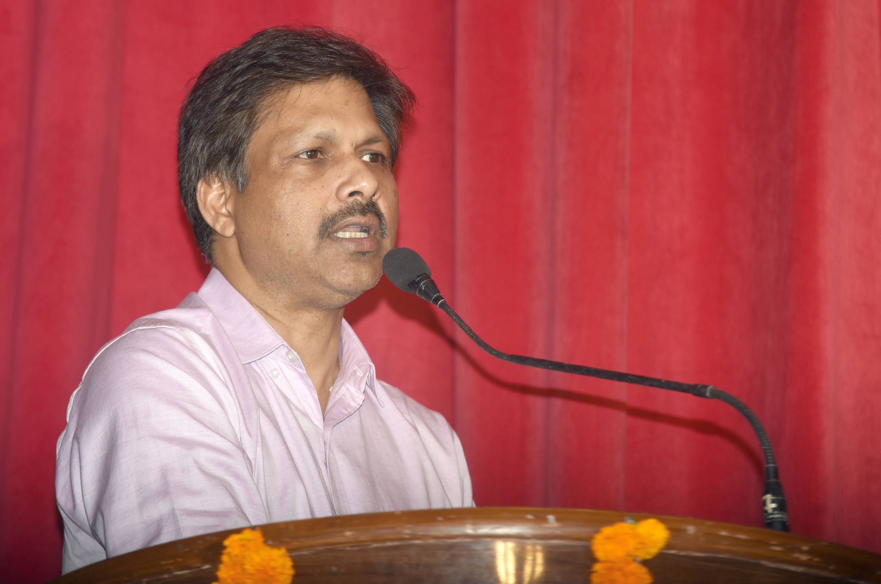 जयपुर घराने के सुप्रसिद्ध कथक कलाकार चेतन कुमार जवड़ा ने प्रभावशाली प्रस्तुति से किया मंत्रमुग्