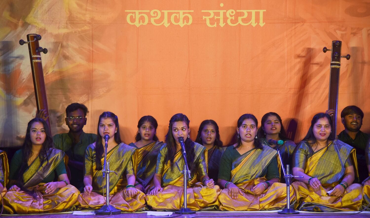 जयपुर घराने के सुप्रसिद्ध कथक कलाकार चेतन कुमार जवड़ा ने प्रभावशाली प्रस्तुति से किया मंत्रमुग्