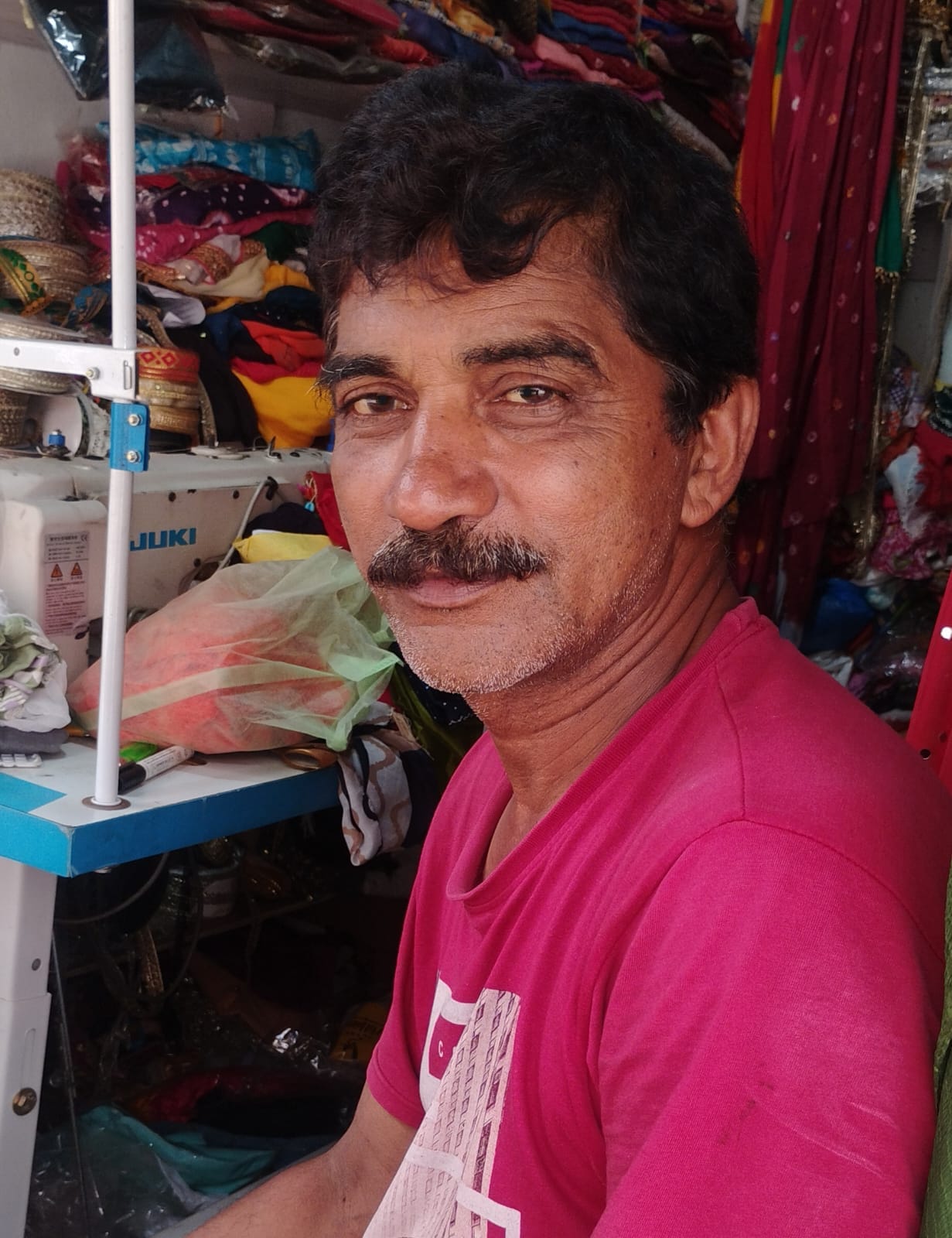 कुशल कुमार दुकानदार सुजानपुर