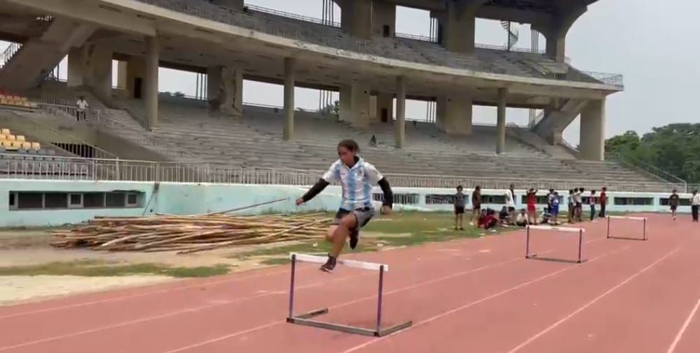 45 अवनी सैनी, खिलाड़ी। 45 अवनी सैनी, खिलाड़ी।