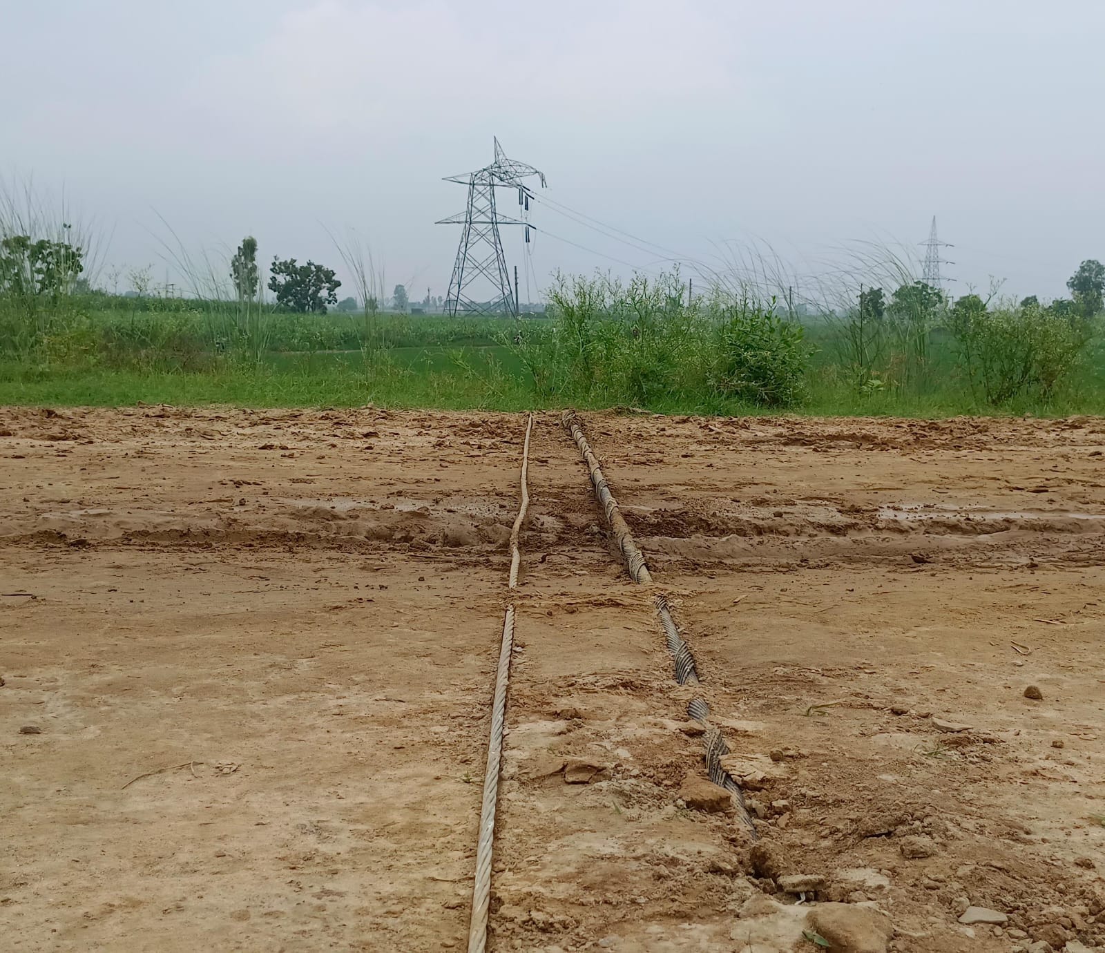 बिजनौर की और क्षतिग्रस्त हुआ विद्युत लाइन का टावर स्रोत संवाद बिजनौर की और क्षतिग्रस्त हुआ विद्युत लाइन का टावर स्रोत संवाद
