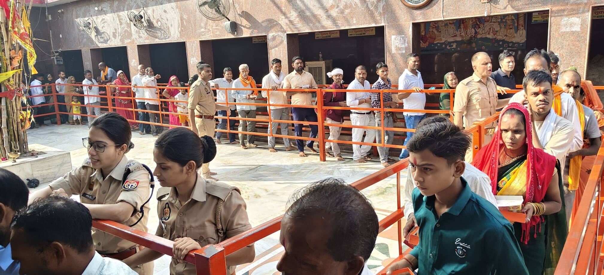लोधेश्वर से चंद्रेश्वर तक सजे शिवालय