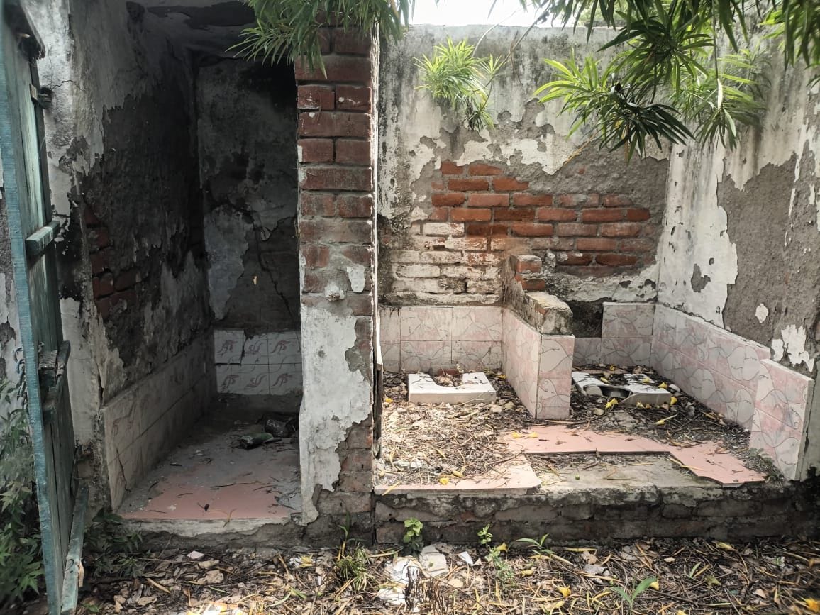 फोटो-11- गिरवरखेड़ा उच्च प्राथमिक स्कूल में छात्रों को पढ़ाते शिक्षक। संवाद फोटो-11- गिरवरखेड़ा उच्च प्राथमिक स्कूल में छात्रों को पढ़ाते शिक्षक। संवाद