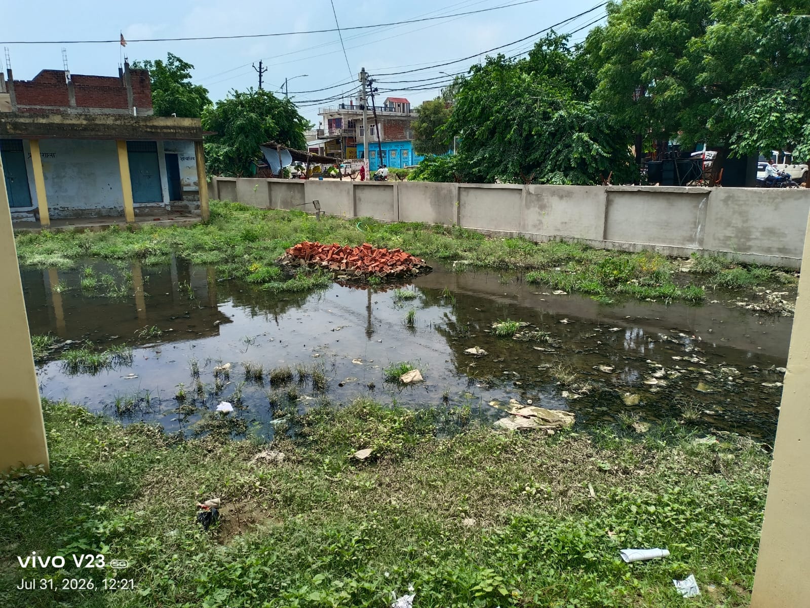 फोटो-14-जीजीआइसी पाली में पढ़ाई करती छात्राएं। संवाद फोटो-14-जीजीआइसी पाली में पढ़ाई करती छात्राएं। संवाद