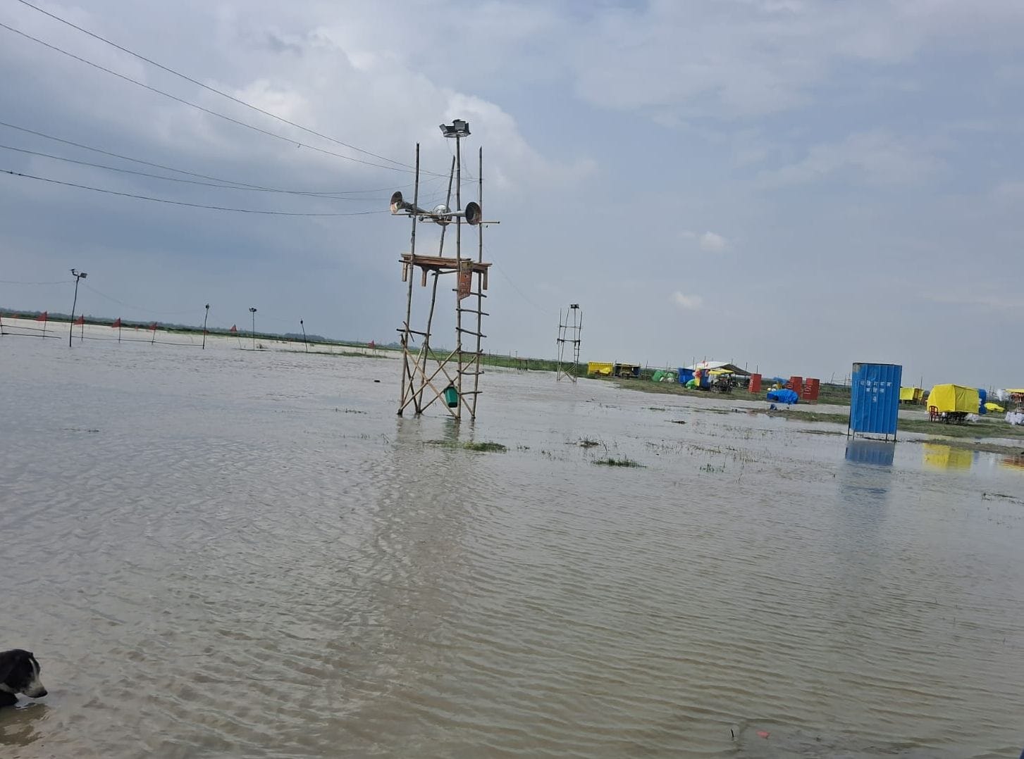 फोटो 27 - कछला गंगा घाट पर बढ़ा जलस्तर। स्रोत : संवाद