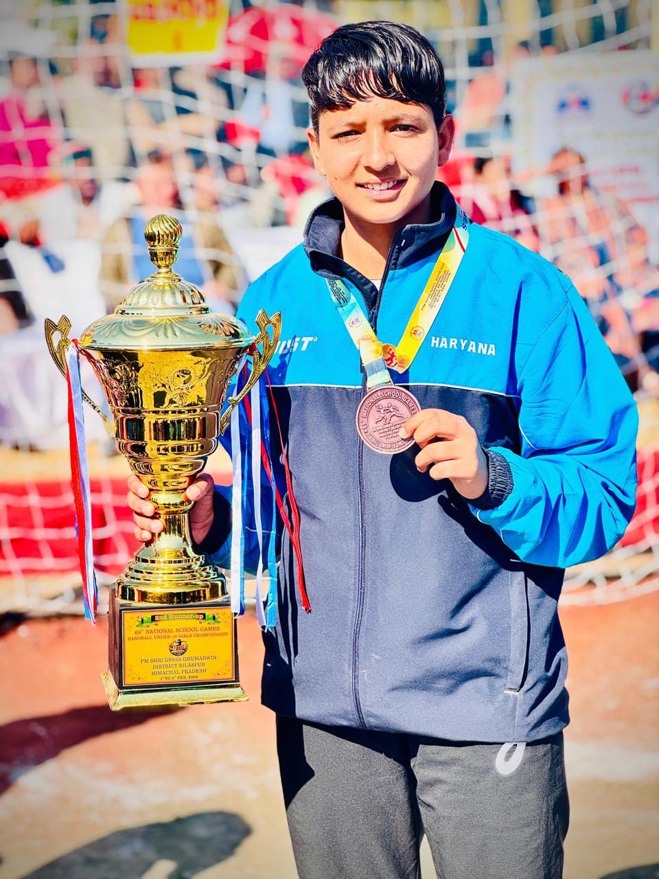 हैंडबॉल की राष्ट्रीय खिलाड़ी मुस्कान। स्वयं हैंडबॉल की राष्ट्रीय खिलाड़ी मुस्कान। स्वयं