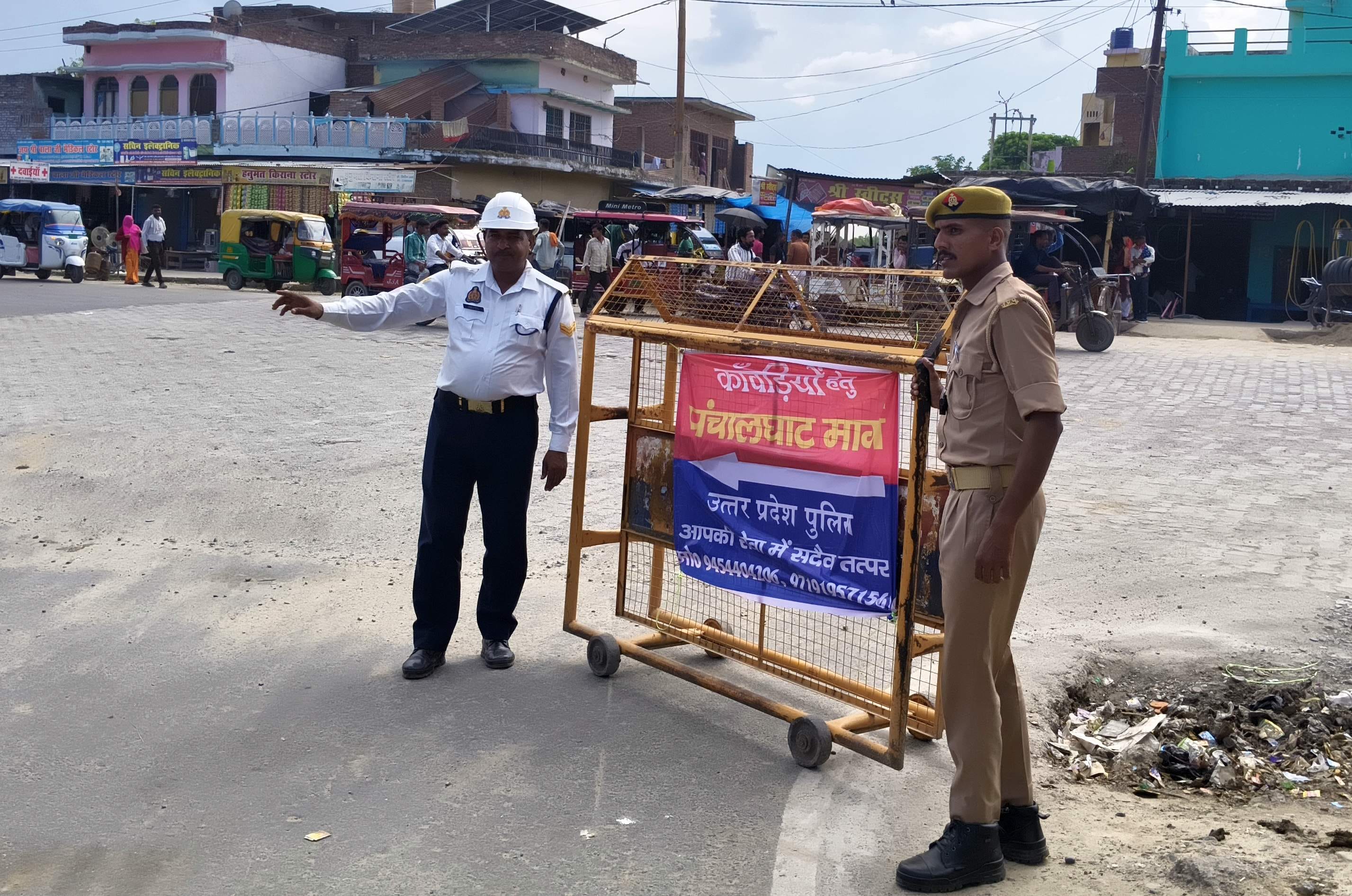 जलालाबाद नगर पालिका की ओर से बनाया गया कांवड़िया विश्राम शिविर। संवाद जलालाबाद नगर पालिका की ओर से बनाया गया कांवड़िया विश्राम शिविर। संवाद
