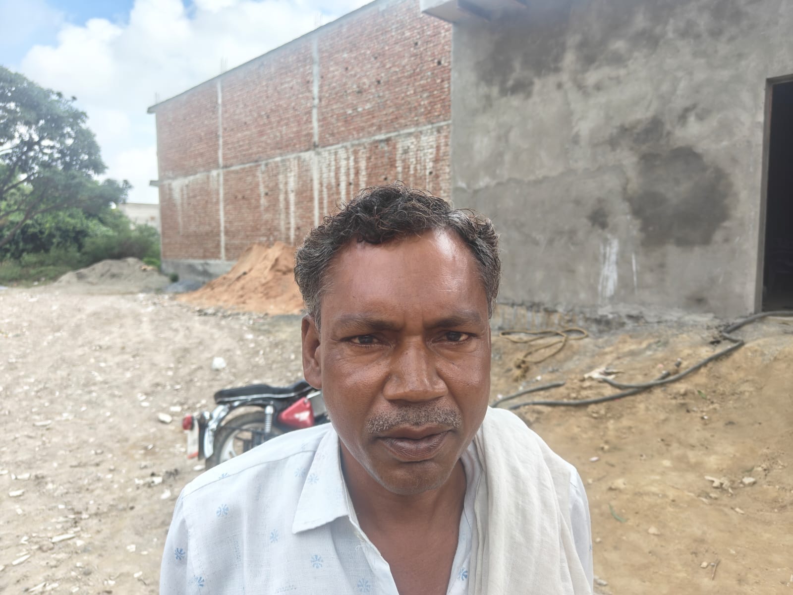 दादरी के जीटी रोड से चंद कदम की दूरी पर राणा कॉलोनी , खाटू श्याम कॉलोनी , ओम कुंज कॉलोनी , घनश् दादरी के जीटी रोड से चंद कदम की दूरी पर राणा कॉलोनी , खाटू श्याम कॉलोनी , ओम कुंज कॉलोनी , घनश्