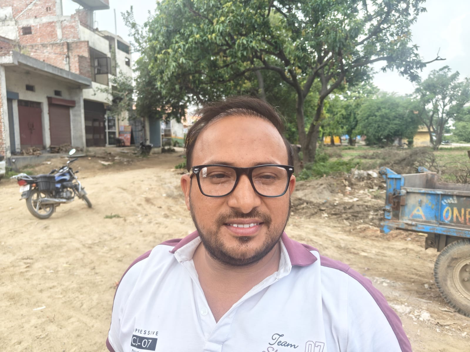 दादरी के जीटी रोड से चंद कदम की दूरी पर राणा कॉलोनी , खाटू श्याम कॉलोनी , ओम कुंज कॉलोनी , घनश् दादरी के जीटी रोड से चंद कदम की दूरी पर राणा कॉलोनी , खाटू श्याम कॉलोनी , ओम कुंज कॉलोनी , घनश्