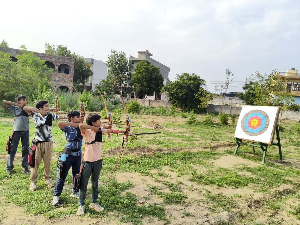26-खिलाड़ी हिमांशु।