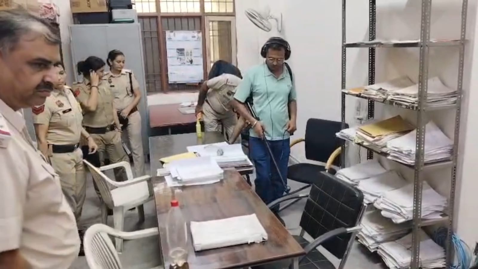 36- यह आया कोर्ट की अधिकारिक मेल पर धमकी भरा ई-मेल।
