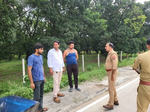 काकोरी में ट्रक चालक से ही हुई लूट। काकोरी में ट्रक चालक से ही हुई लूट।