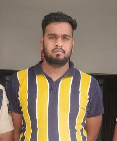 पेंड्रारोड न्यायालय ने सुनाई 3-3 साल की सजा, प्रत्येक पर 10 हजार रुपये का जुर्माना। पेंड्रारोड न्यायालय ने सुनाई 3-3 साल की सजा, प्रत्येक पर 10 हजार रुपये का जुर्माना।