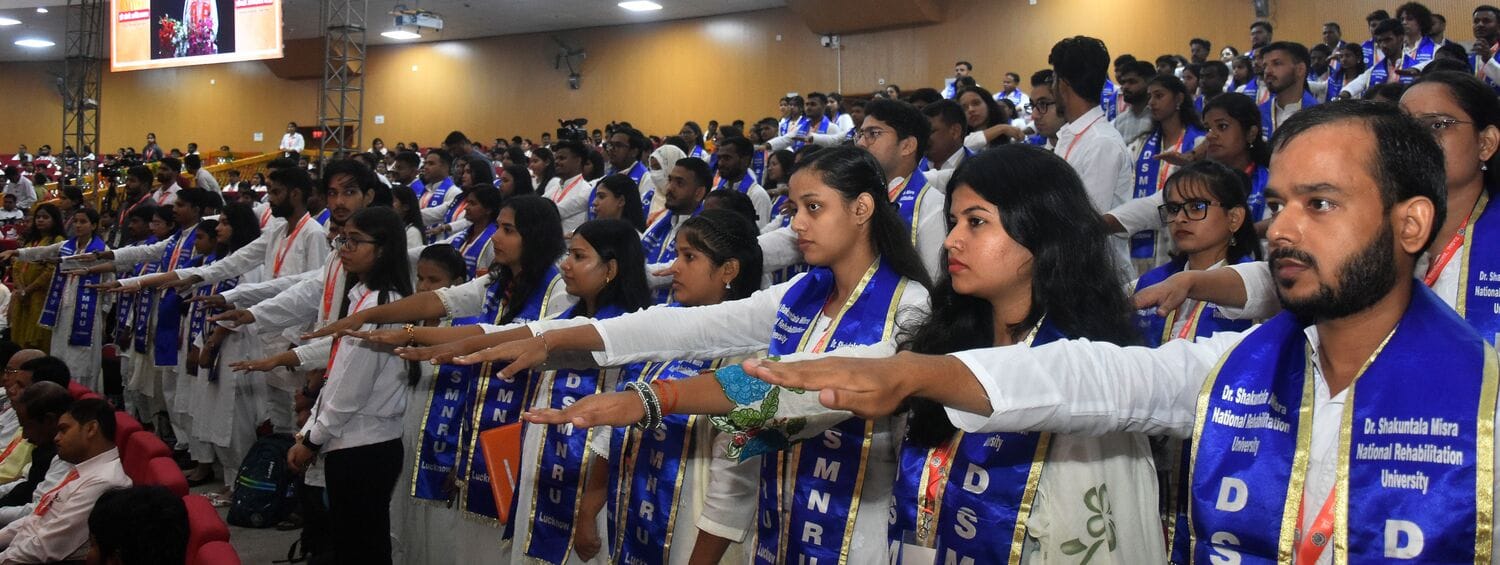 पुनर्वास विश्वविद्यालय के 13वें दीक्षांत में 27 दिव्यांग विद्यार्थियों ने जीते 45 पदक पुनर्वास विश्वविद्यालय के 13वें दीक्षांत में 27 दिव्यांग विद्यार्थियों ने जीते 45 पदक