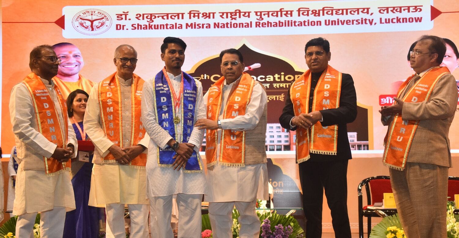पुनर्वास विश्वविद्यालय के 13वें दीक्षांत में 27 दिव्यांग विद्यार्थियों ने जीते 45 पदक पुनर्वास विश्वविद्यालय के 13वें दीक्षांत में 27 दिव्यांग विद्यार्थियों ने जीते 45 पदक