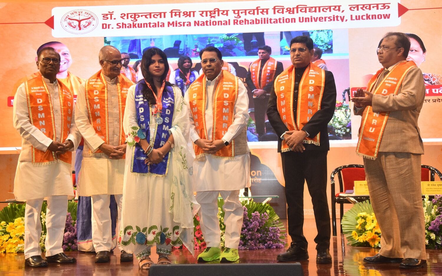 पुनर्वास विश्वविद्यालय के 13वें दीक्षांत में 27 दिव्यांग विद्यार्थियों ने जीते 45 पदक पुनर्वास विश्वविद्यालय के 13वें दीक्षांत में 27 दिव्यांग विद्यार्थियों ने जीते 45 पदक