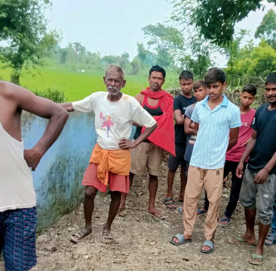 सहावर विद्यालय में फिर दिखा सांप, बच्चों में दहशत सहावर विद्यालय में फिर दिखा सांप, बच्चों में दहशत