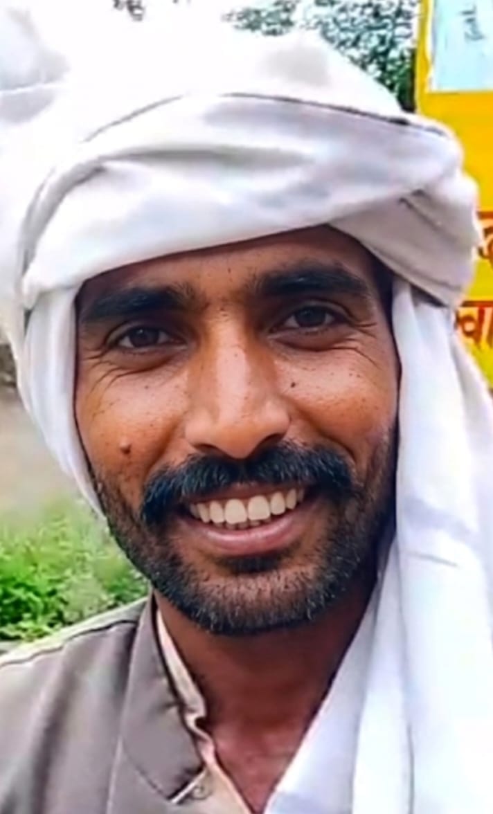 02 सीकेटीपी-12-रामघाट की सीढि़यों में फैली गंदगी। संवाद 02 सीकेटीपी-12-रामघाट की सीढि़यों में फैली गंदगी। संवाद