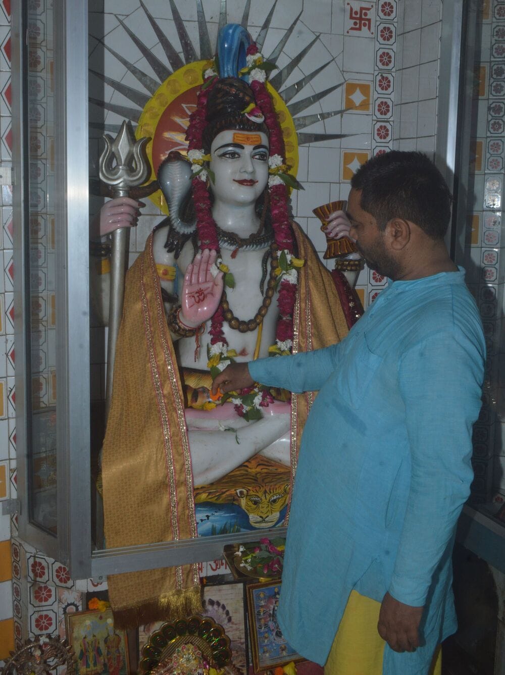 फोटो 18: सूर्य कमल गोस्वामी। स्रोत : स्वयं फोटो 18: सूर्य कमल गोस्वामी। स्रोत : स्वयं