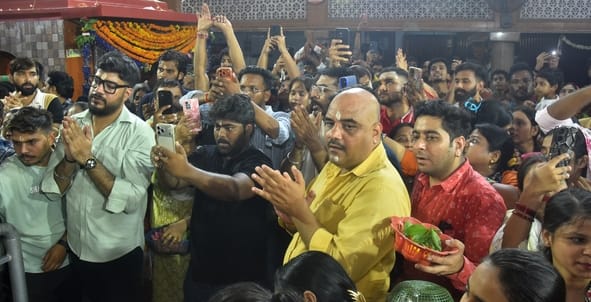 आज शिव की भक्ति में डूबेगी लक्ष्मण नगरी आज शिव की भक्ति में डूबेगी लक्ष्मण नगरी